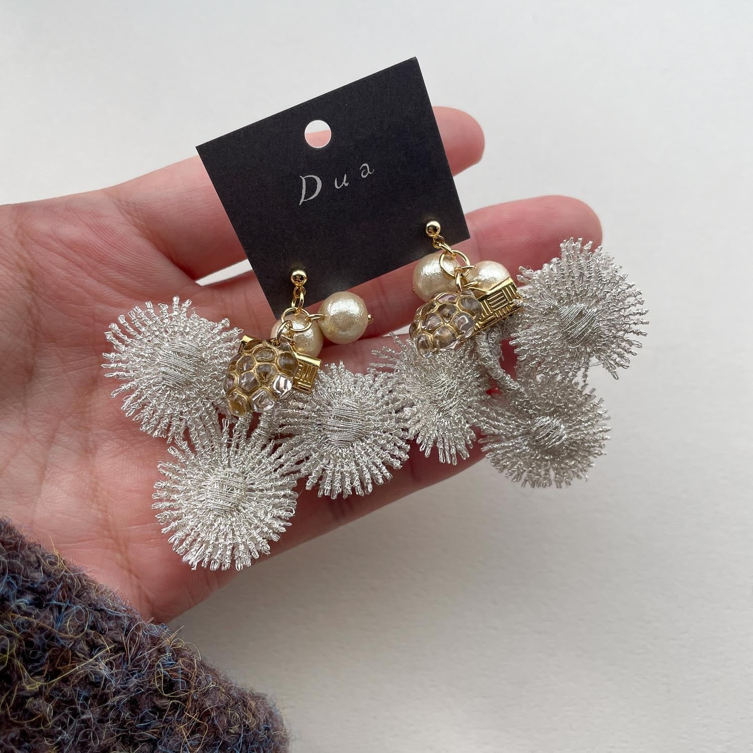 お花風レースタッセルとパールたちの〈ピアス/イヤリング〉