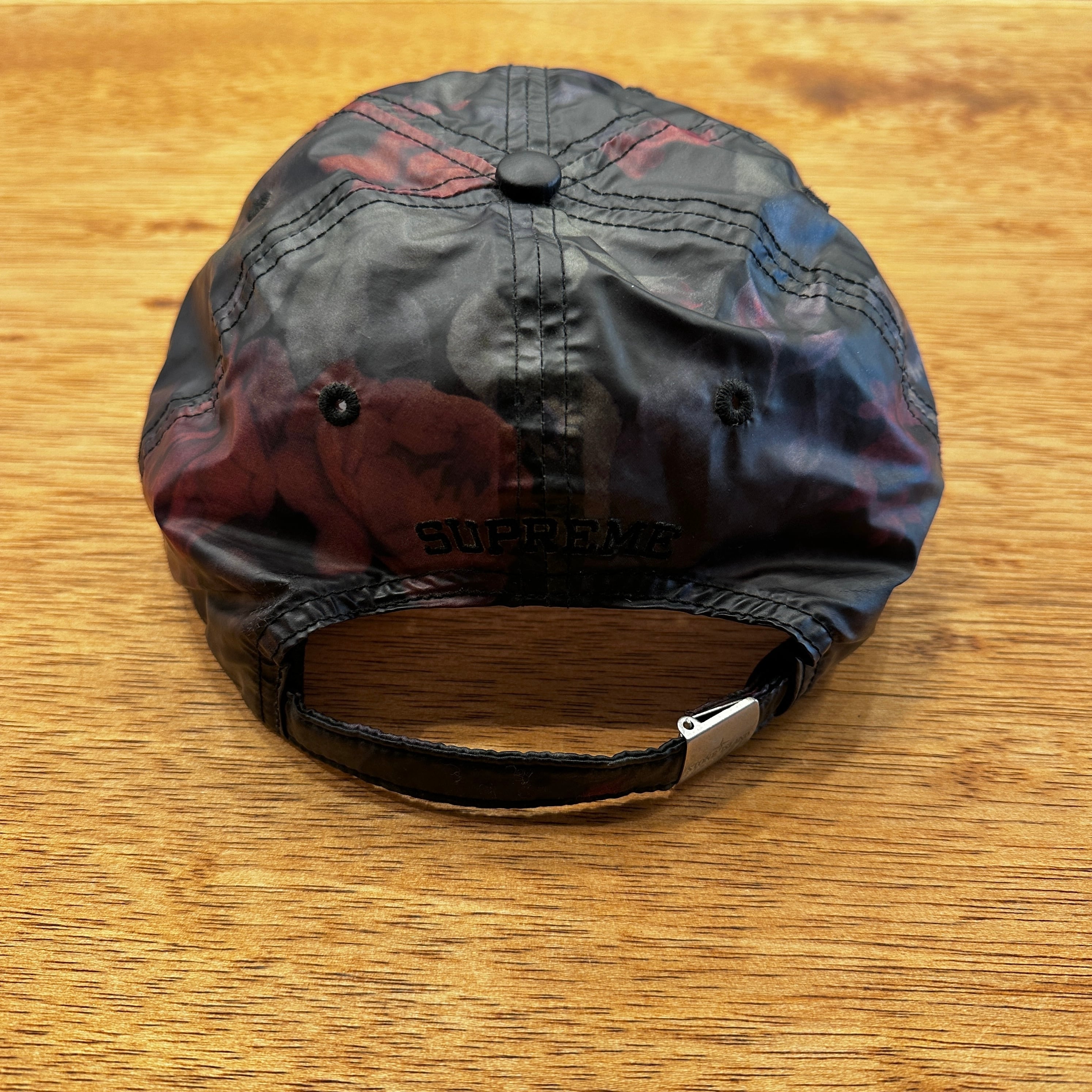 SUPREME×STONE ISLAND LAMY 6-PANEL CAP | safarionline