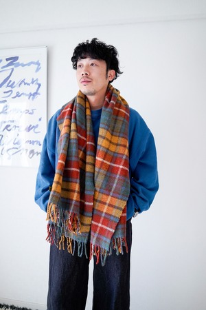 【1990s】"Tweedmill" Plaid Pattern Wool Muffler / 802