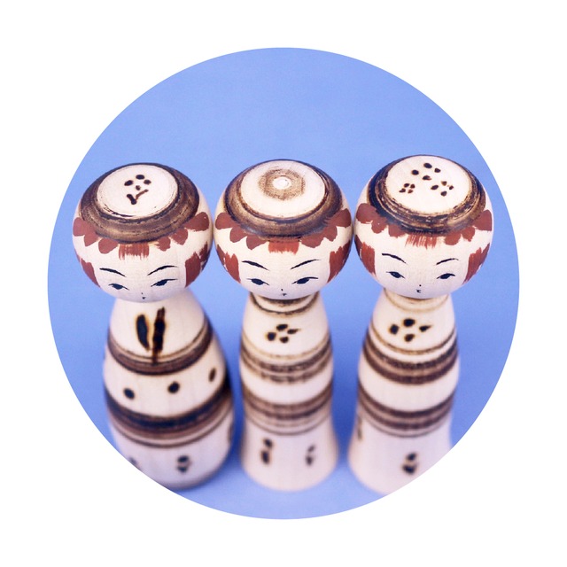 《 弥治郎系・新山真由美 工人 》焼き絵こけし　3寸　