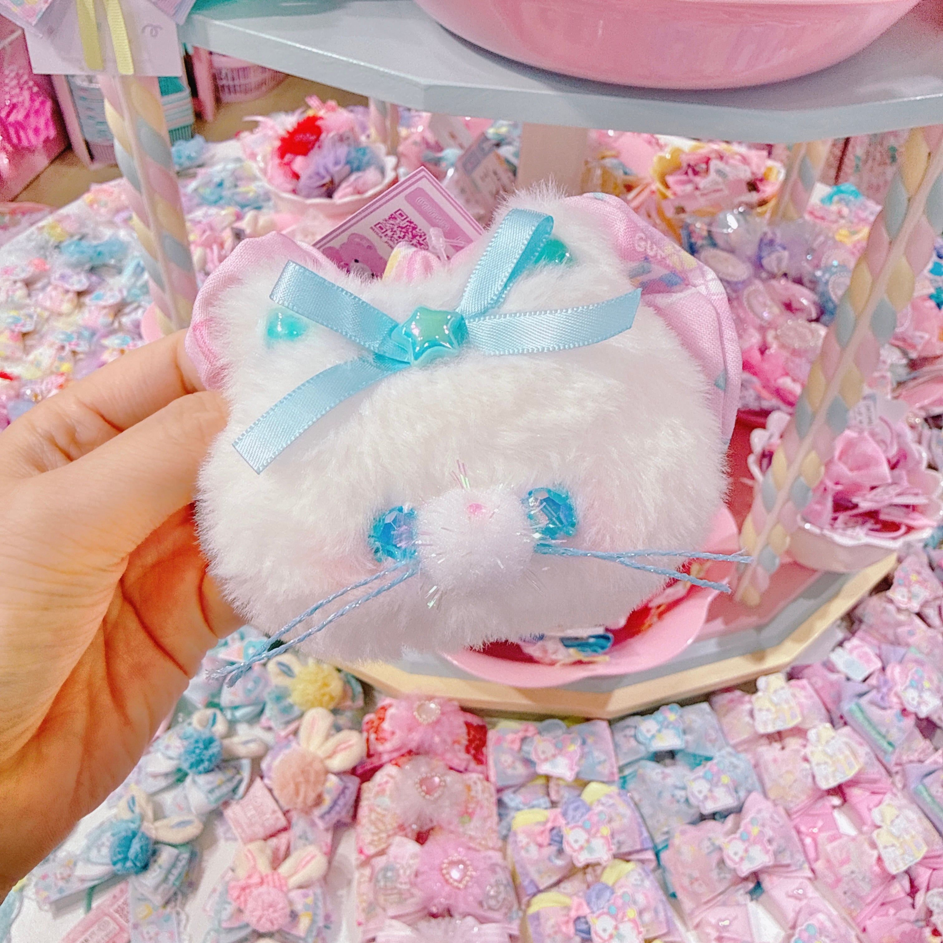 【A4】103-2ねこっころシュシュ