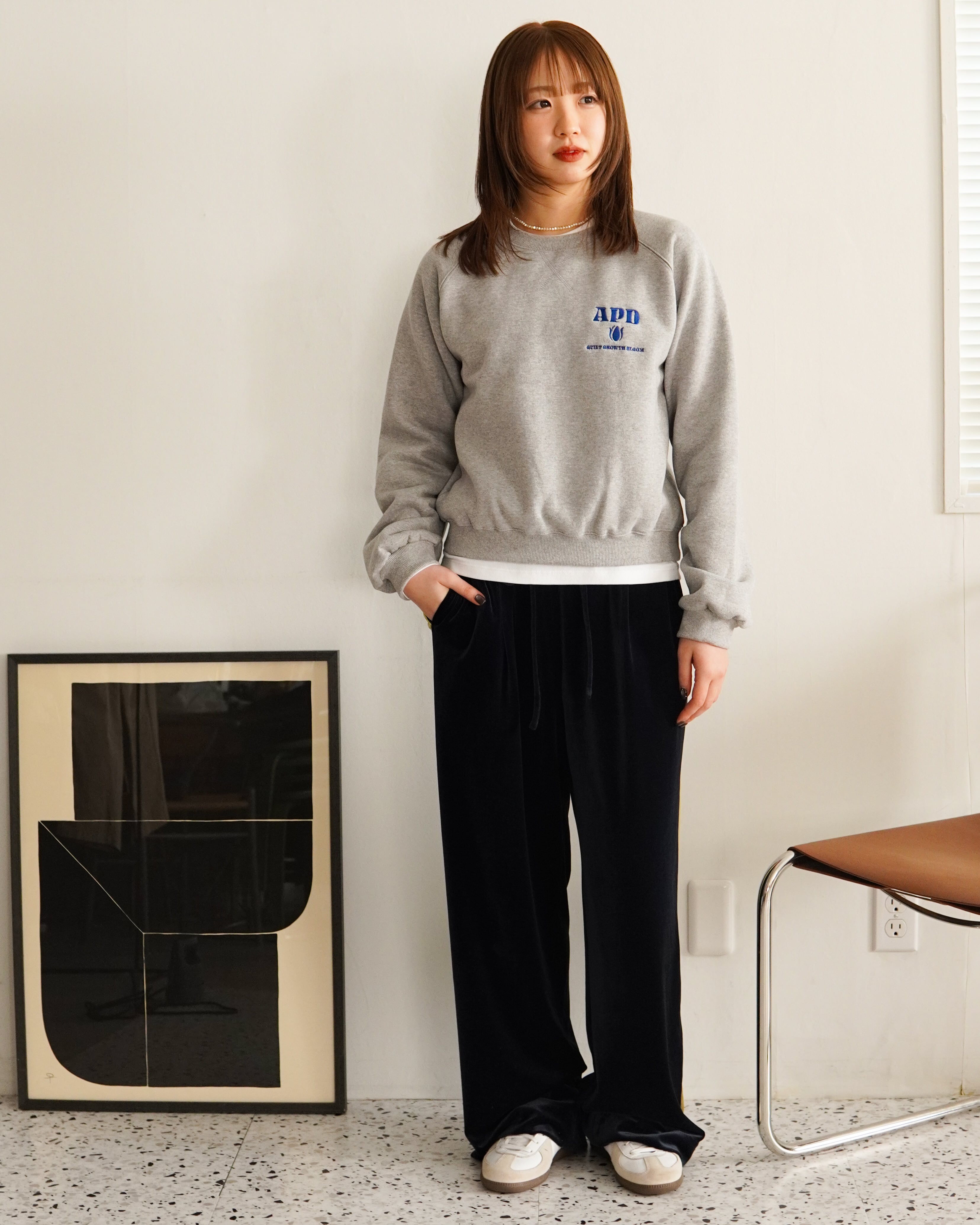 ALPSDR QB TULIP LOGO SWEAT / GRAY | ALL PLUS DELIVER