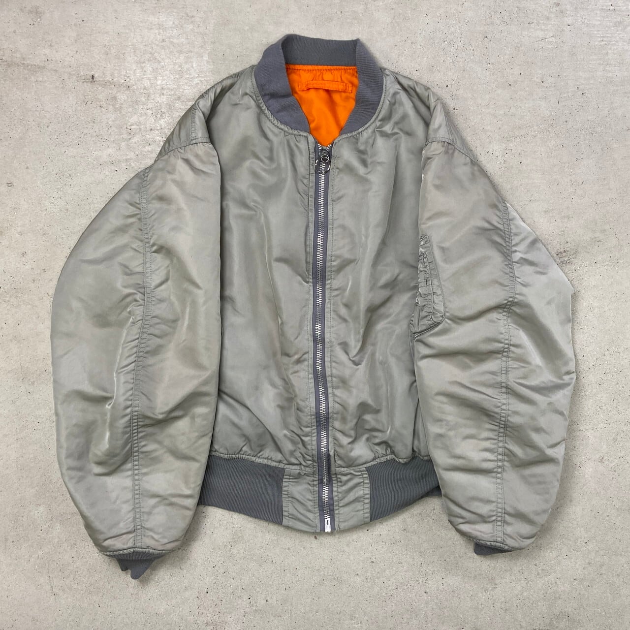 80年代 USA製 ALPHA MA-1 ミリタリー フライトジャケット 民間品 80年代 USA製 ALPHA MA-1 ミリタリー フライトジャケット 民間品