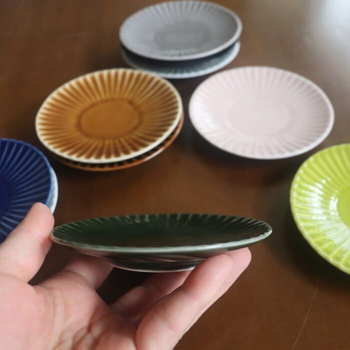 焼き物　お皿 波佐見焼 一龍陶苑 平皿11cm しのぎ Hasami-yaki Plate 11cm #005 | 和