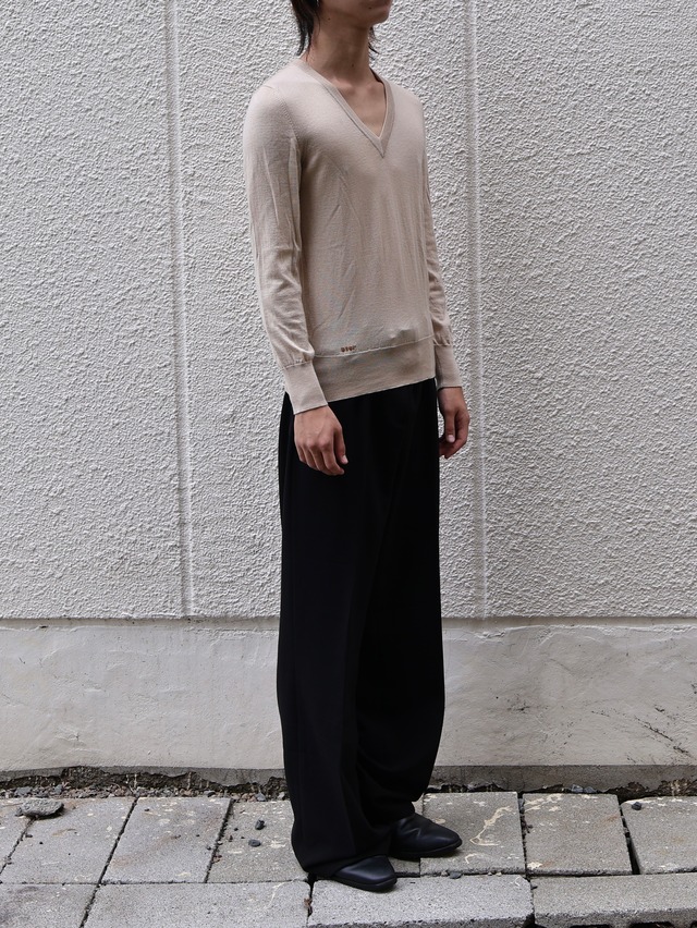 【christian dior】logo design Vneck knit