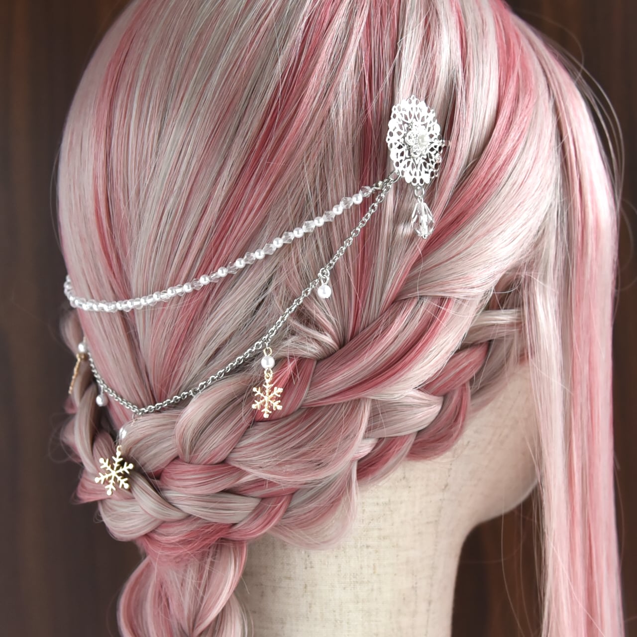 雪降る刹那｜粉雪と結晶のバックカチューシャ／雪の結晶 ホワイト
