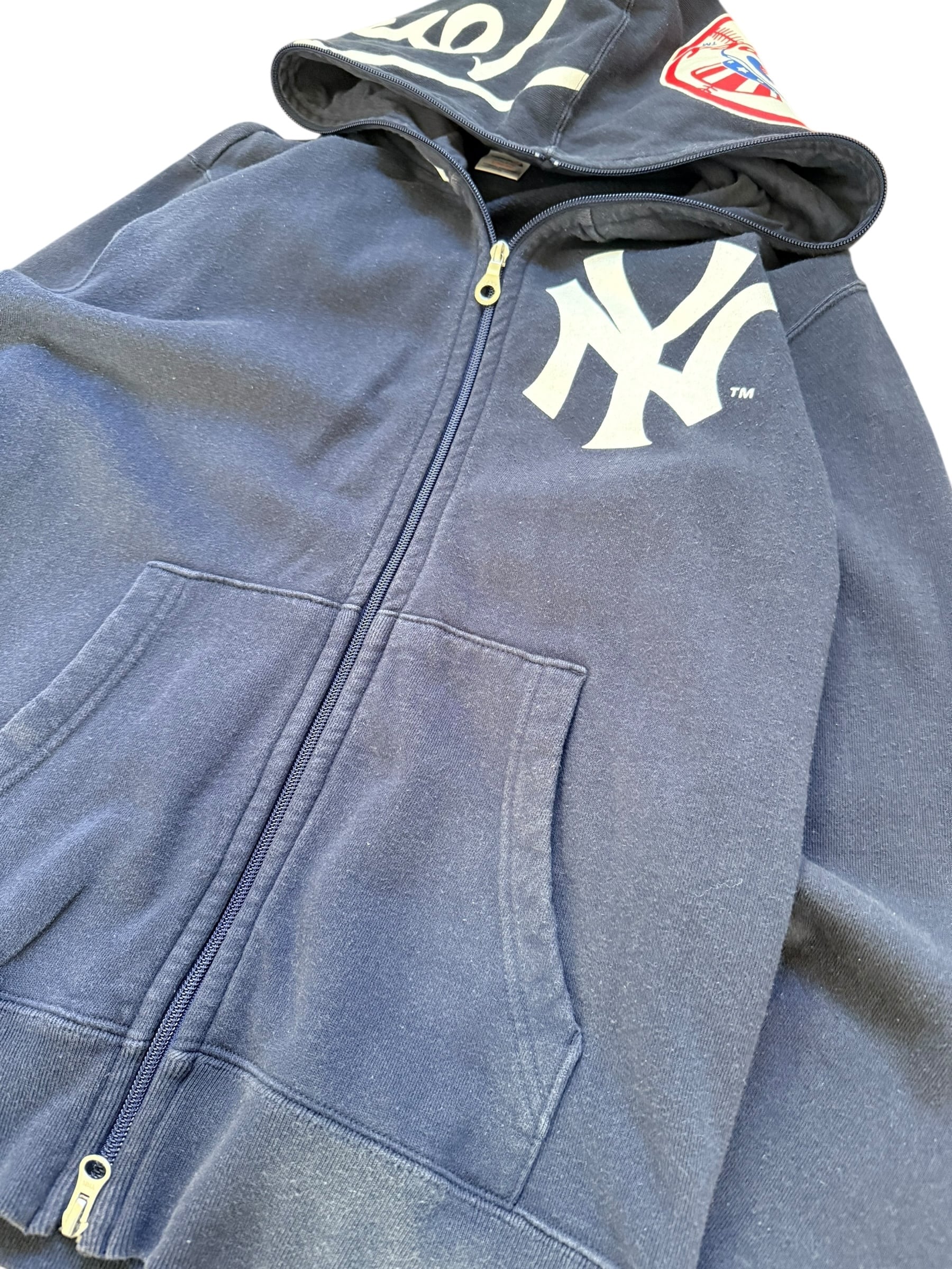 ヤンキース ジップパーカー Majestic ATHLETIC | BLUE FEATHER