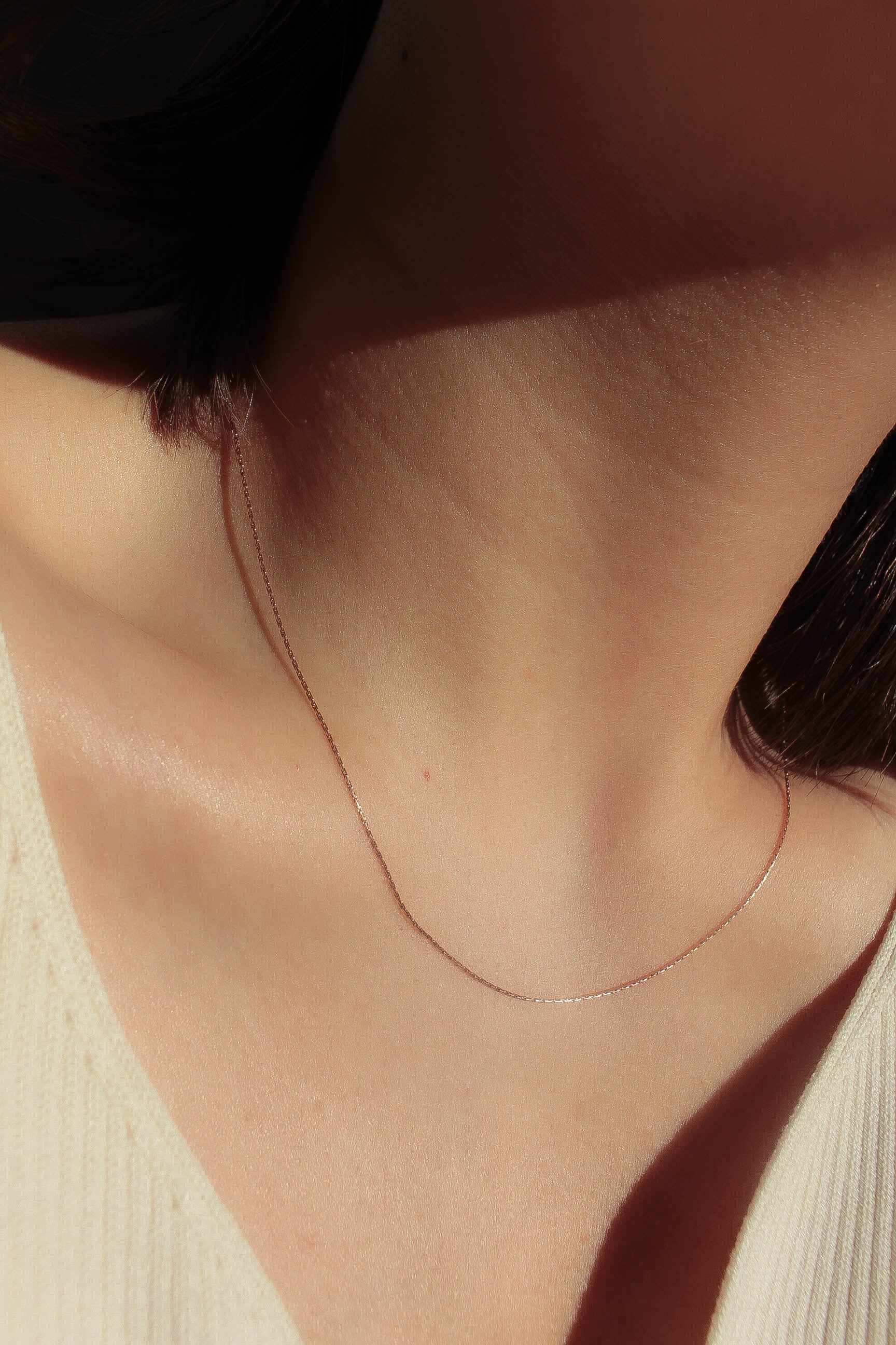0.6mm Skin Necklace | 金属アレルギー対応のアクセサリー ebine 0.6mm Skin Necklace | 金属アレルギー対応のアクセサリー ebine