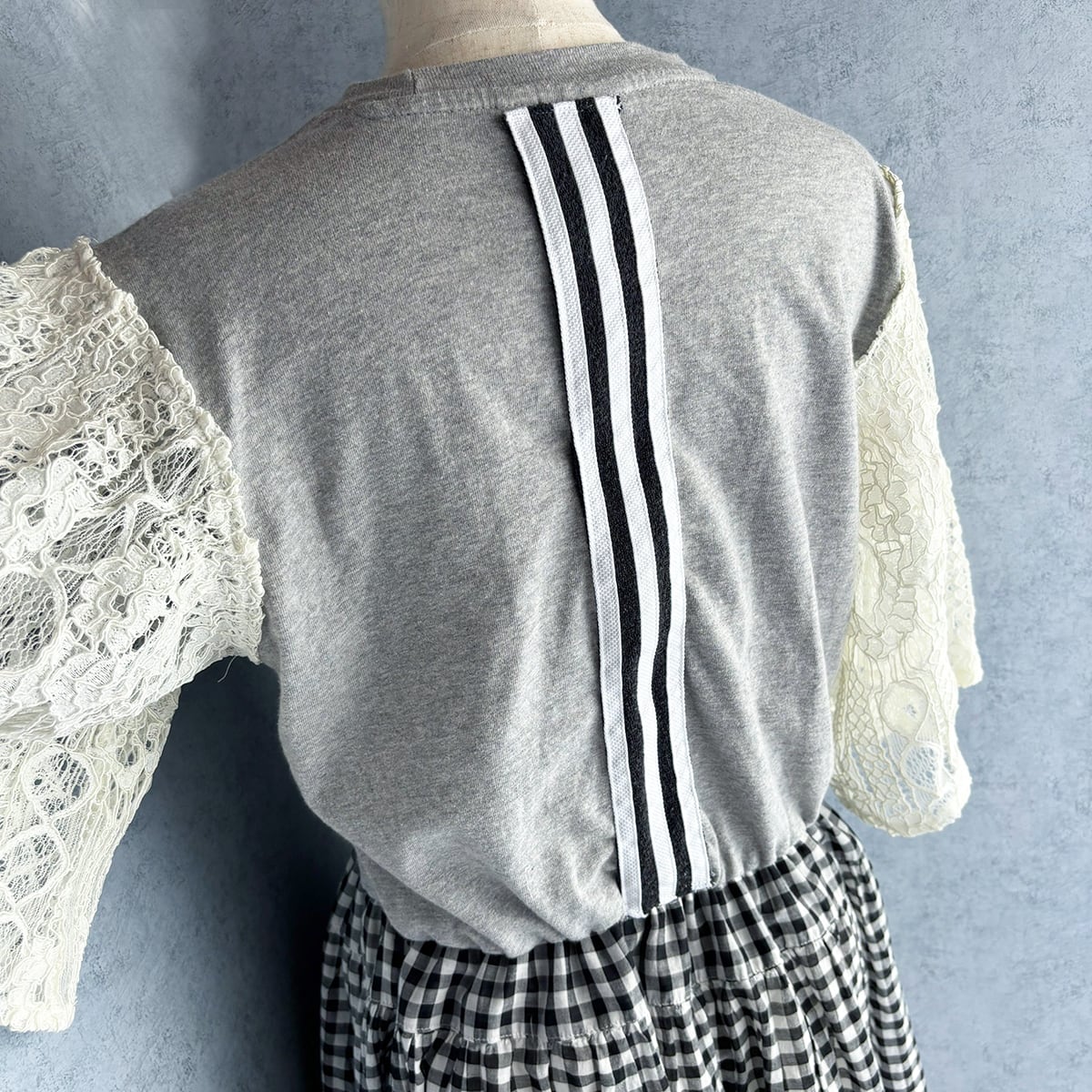 adidas リメイク古着 半袖 ギンガムチェックワンピース 再構築 adidas リメイク古着 半袖 ギンガムチェックワンピース 再構築