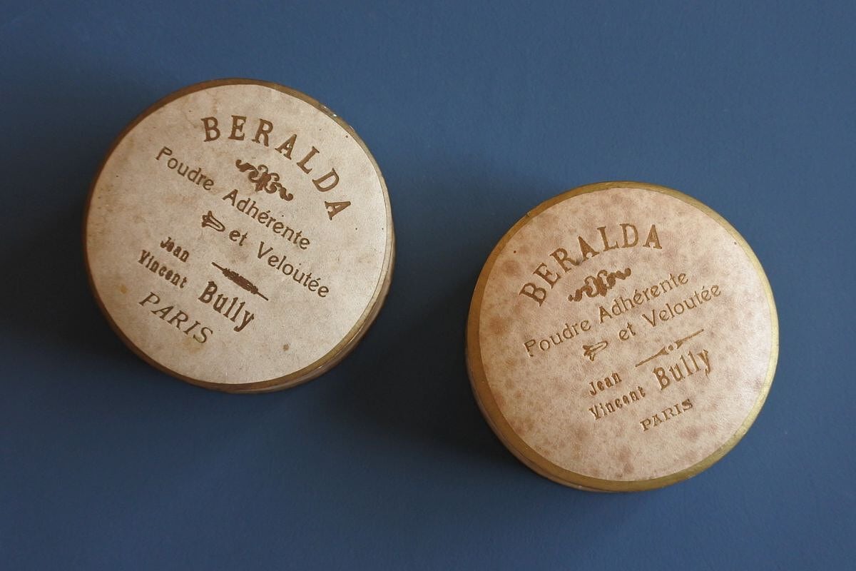 C.1900 French Powder 2 Boxes, Jean Vincent Bully Paris | antiquesoval