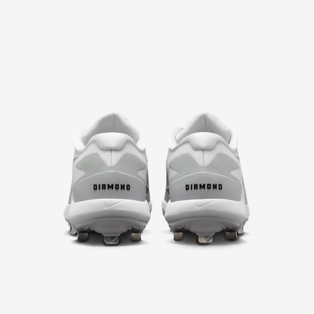日本未発売】 ナイキ 野球 金具 スパイク Nike Diamond Standout MTL