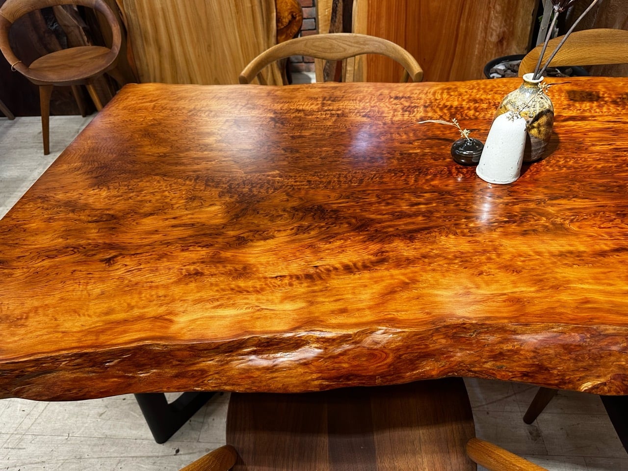 屋久杉（ヤクスギ）_1930×960-770×57_浅草本店_テーブル天板/一枚板
