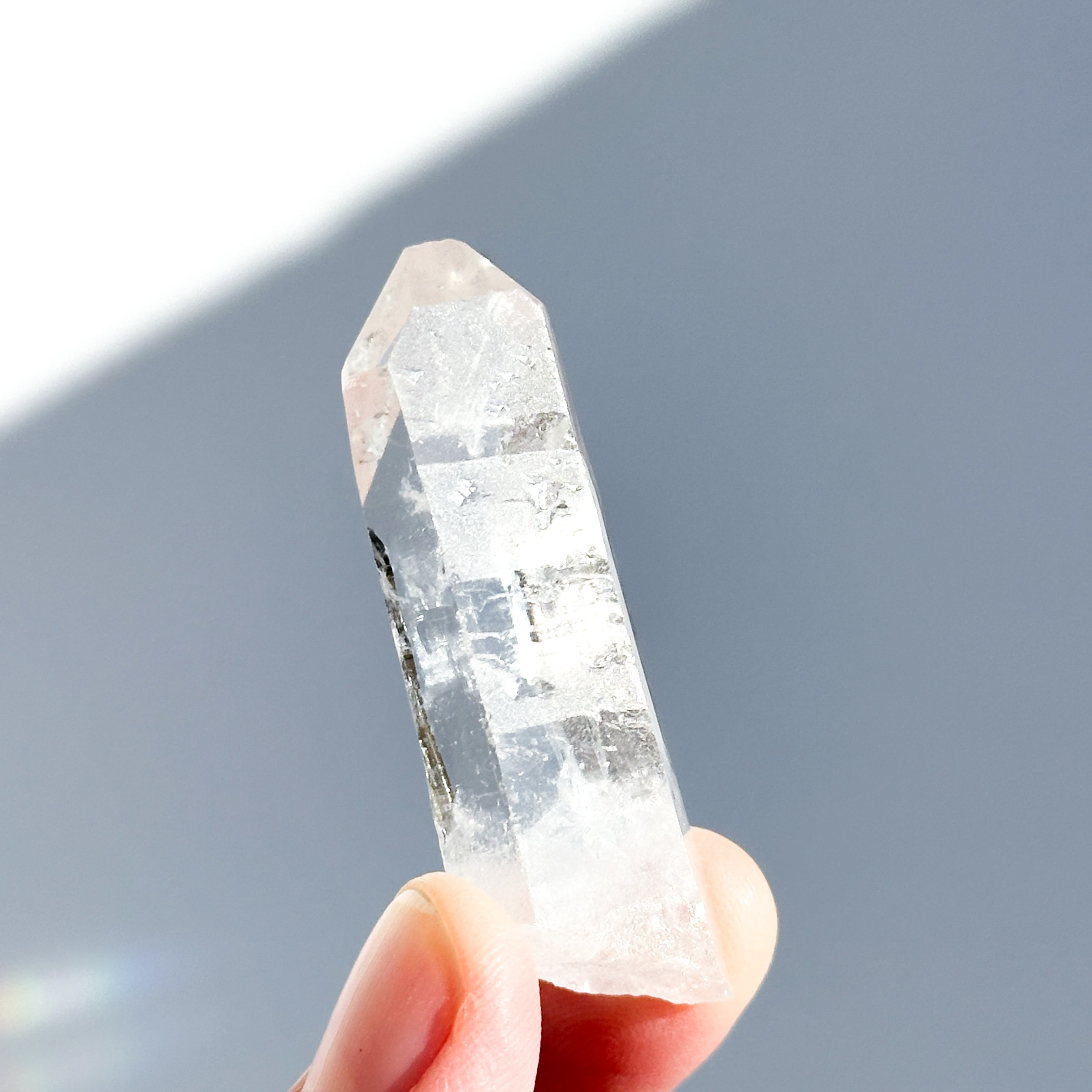 ゼッカ産クリアクォーツ ポイント 原石63 ◇ Clear Quartz ◇天然石