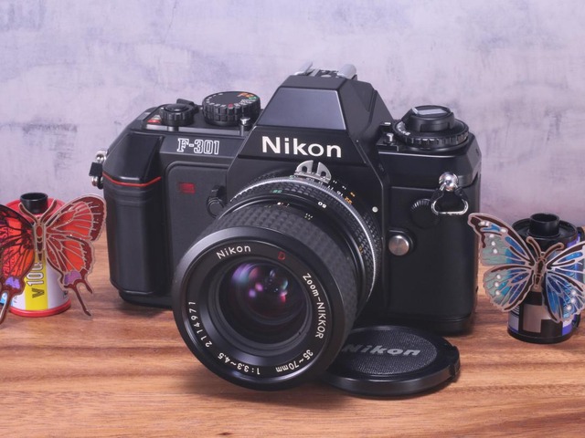Nikon F-301 ズームレンズセット