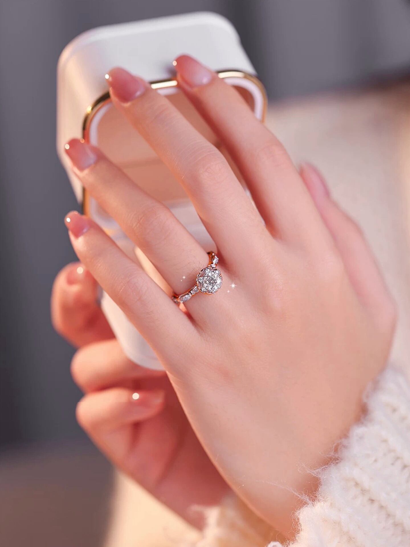 フラワー モアサナイト 花 2カラー キラキラ 0.6ct ゴージャス