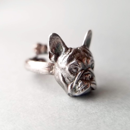フレンチブルドッグのシルバーリング no.001 (フレブル、ブヒ、肉球、frenchbulldog、指輪)