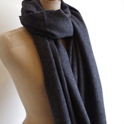 Bronte by Moon　Merino Wool Plain Shawl