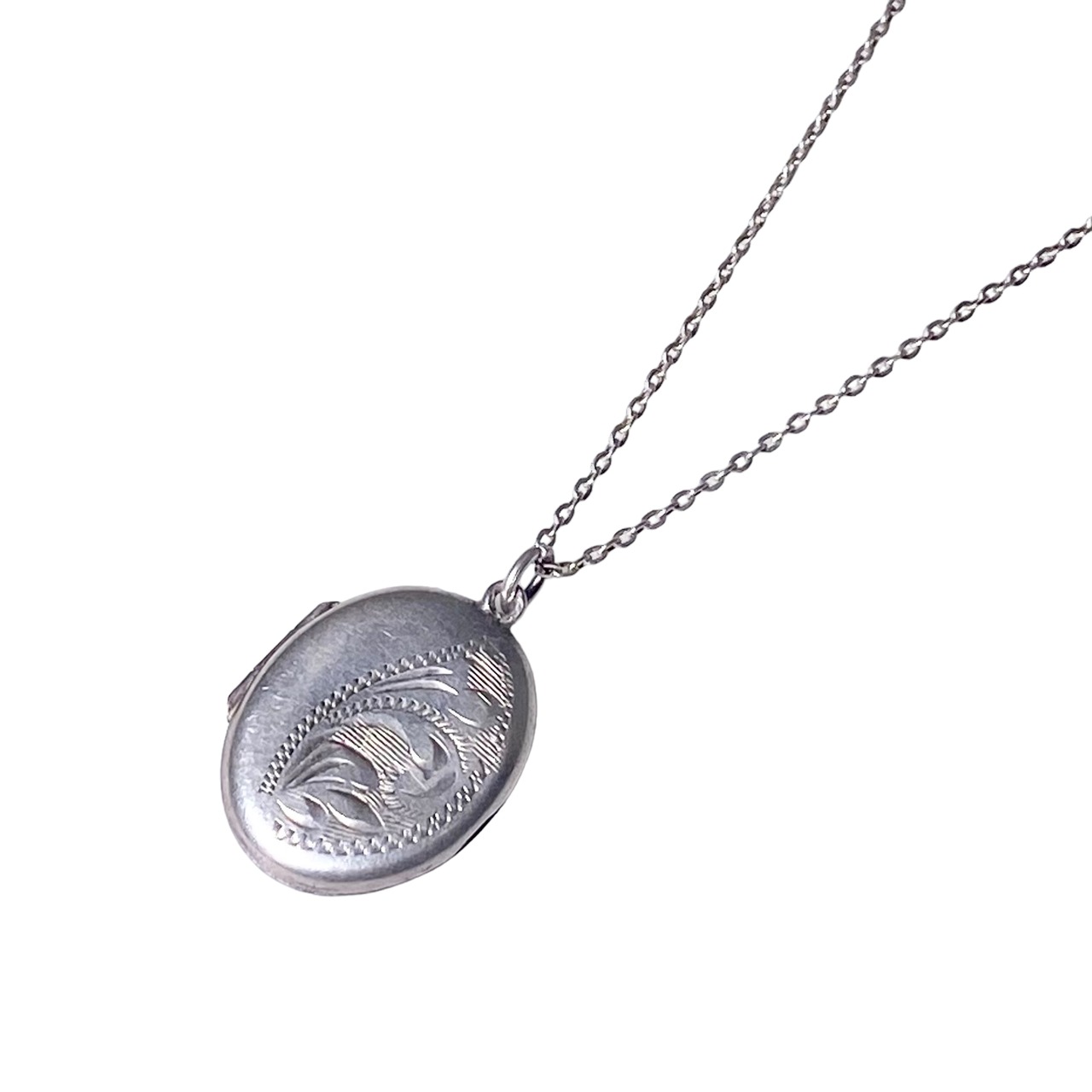 vintage engraved silver rocket pendant necklace