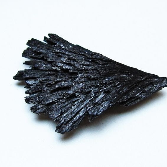 ブラック カイヤナイト 原石 一点物 171-7508