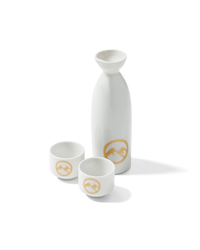 FLAGSTUFF : sake bottle SET 24SS-FS-50 C/# WHITE SIZE F