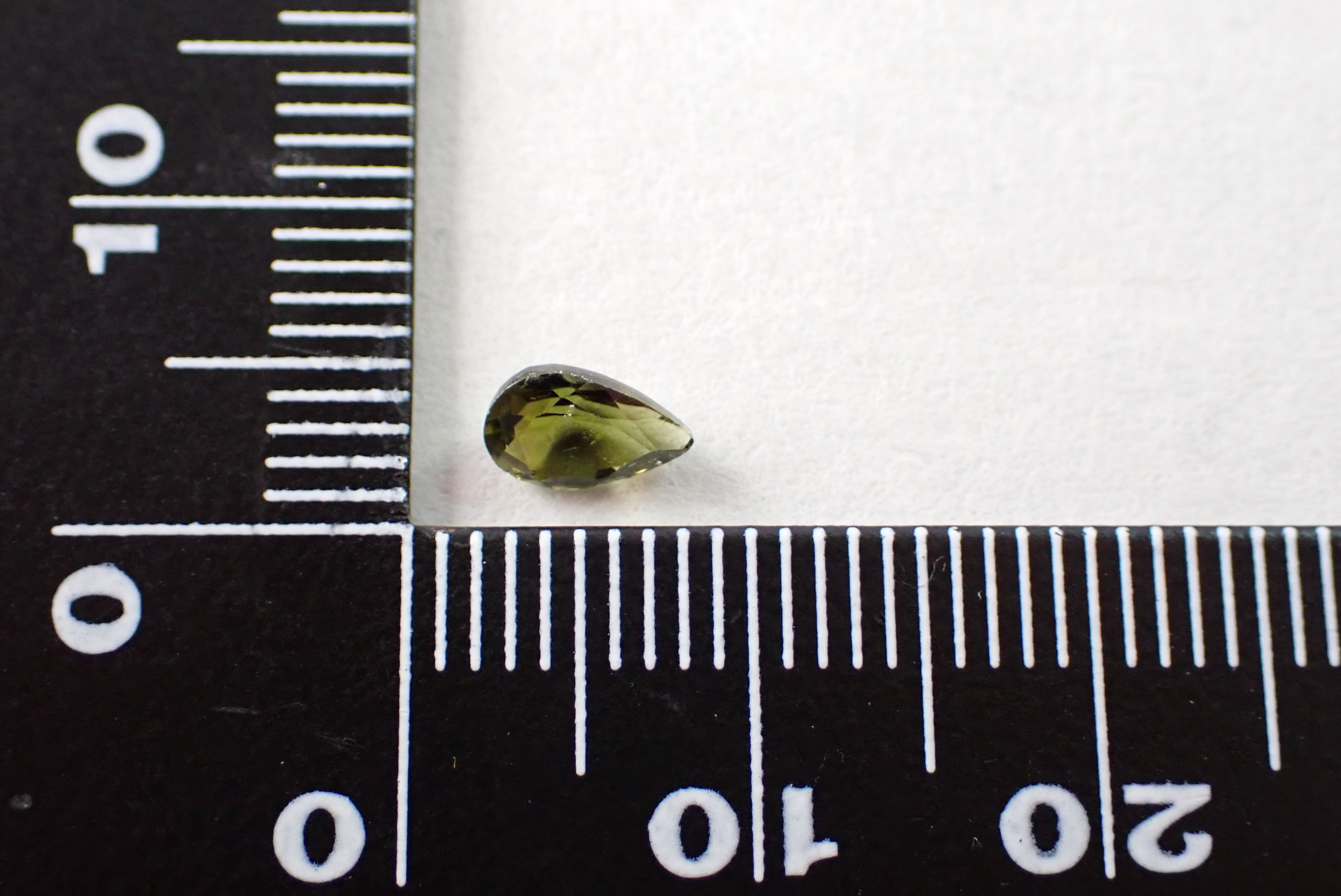 グリーントルマリン 0.43ct [C12-599] | differencee(ディファレンシー)