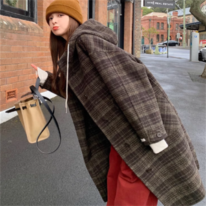 【送料無料】 トレンチコート チェスターコート アウター 羽織り女性 ロング ミモレ丈 長袖 Vネック フレア Aライン 防寒 暖かい ニュアンスカラー 秋カラー くすみカラー モノトーンカラー 厚手生地 かわいい 大人可愛い 綺麗 シンプル カジュアル 大人 上品 おしゃれ お洒落 大人女子 こなれ感 エレガント コンサバ 定番アイテム 体型カバー チェック柄 冬 女性 レディース ママ 10代 20代 30代 40代 デート お出かけ 女子会 お呼ばれ お茶会 授業参観 休日 アウトドア ファッション