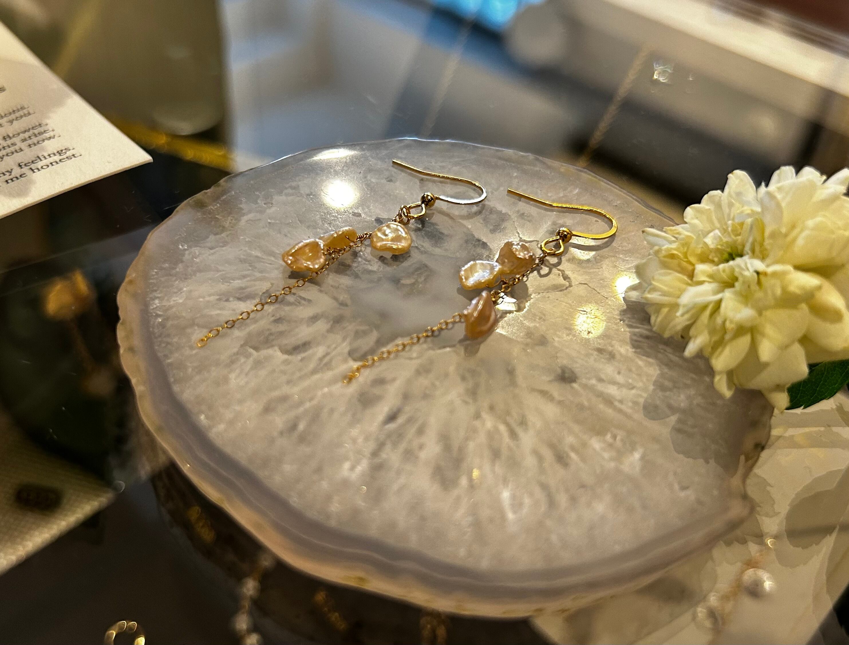 14kgf】淡水パールのピアス | 神楽坂の小さなメイクエステサロンRUFA