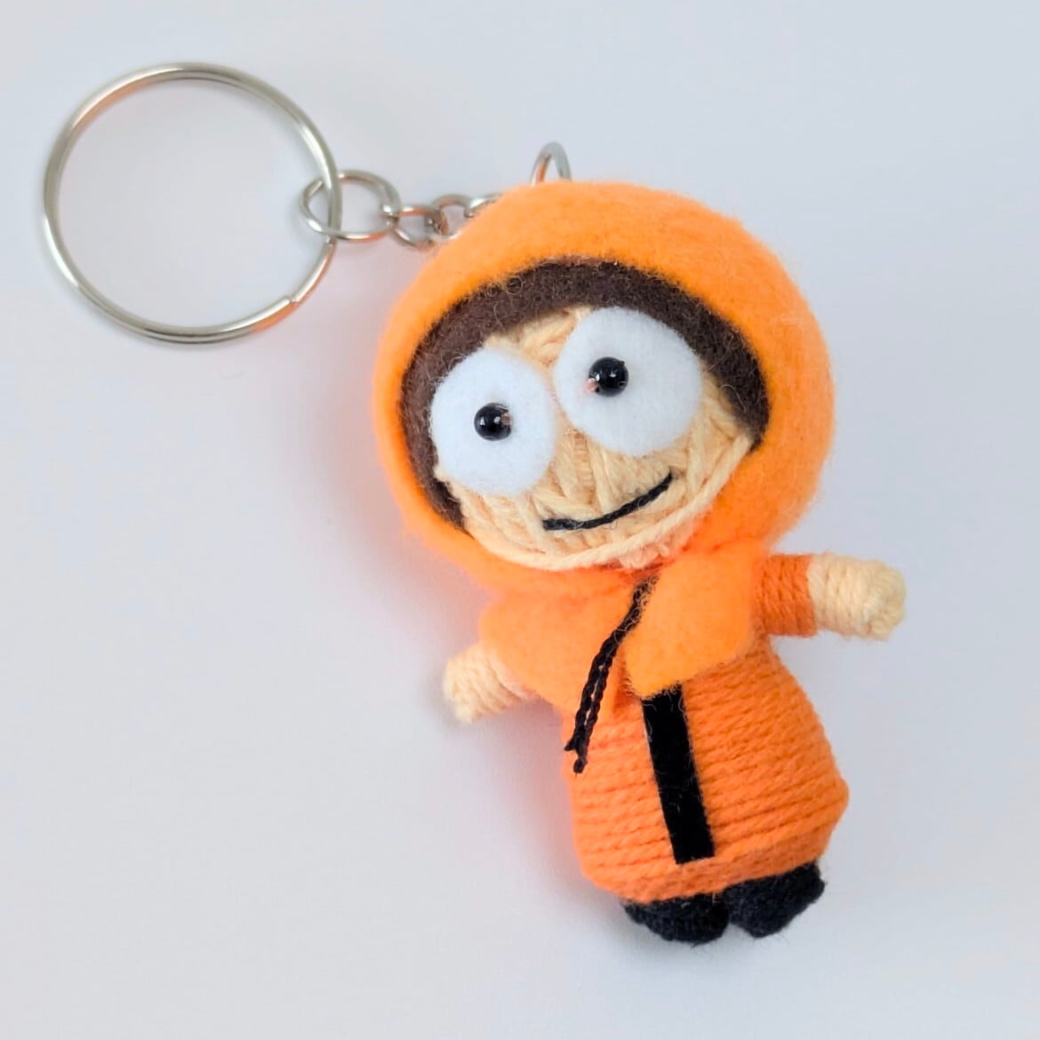 【 South Park ( サウスパーク ) / ケニーマコーミック 】 Voodoo doll KeyHolder / ブードゥー人形 / 身代わり人形 /お守り人形  〚アメリカン雑貨 アメトイ〛