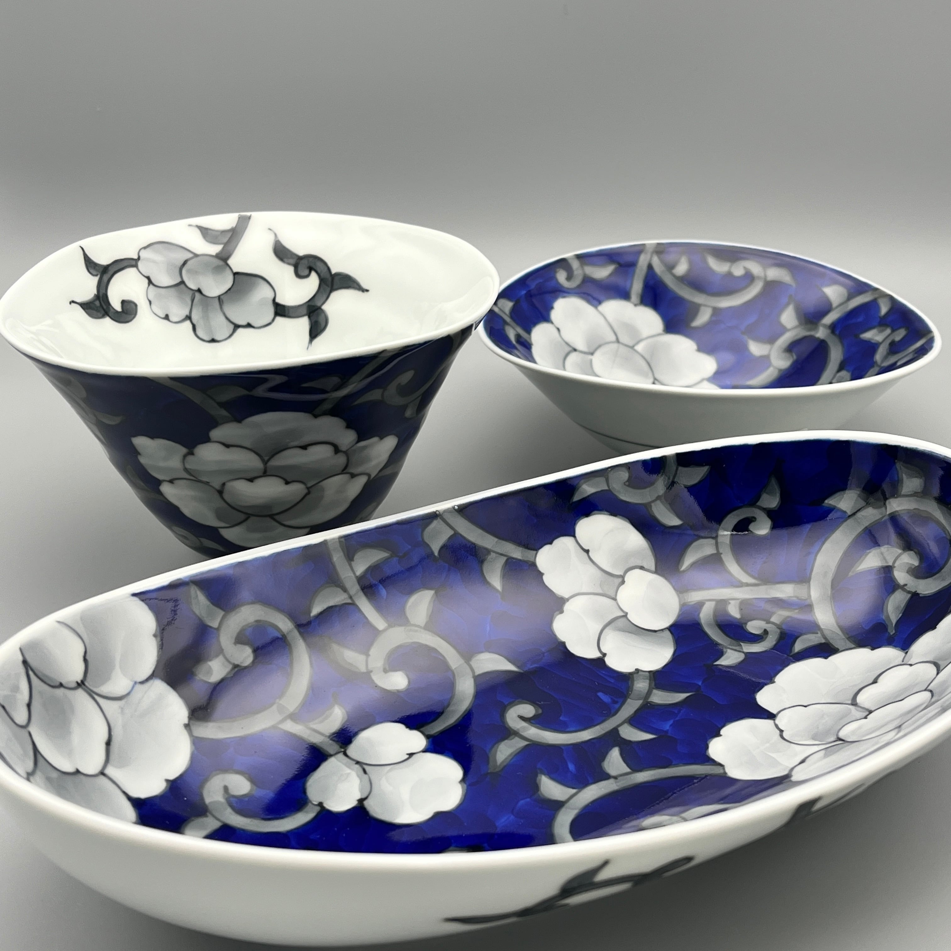 牡丹唐草俵小丼 受注生産 納期最長2ケ月 | 有田焼～花の器～泰山