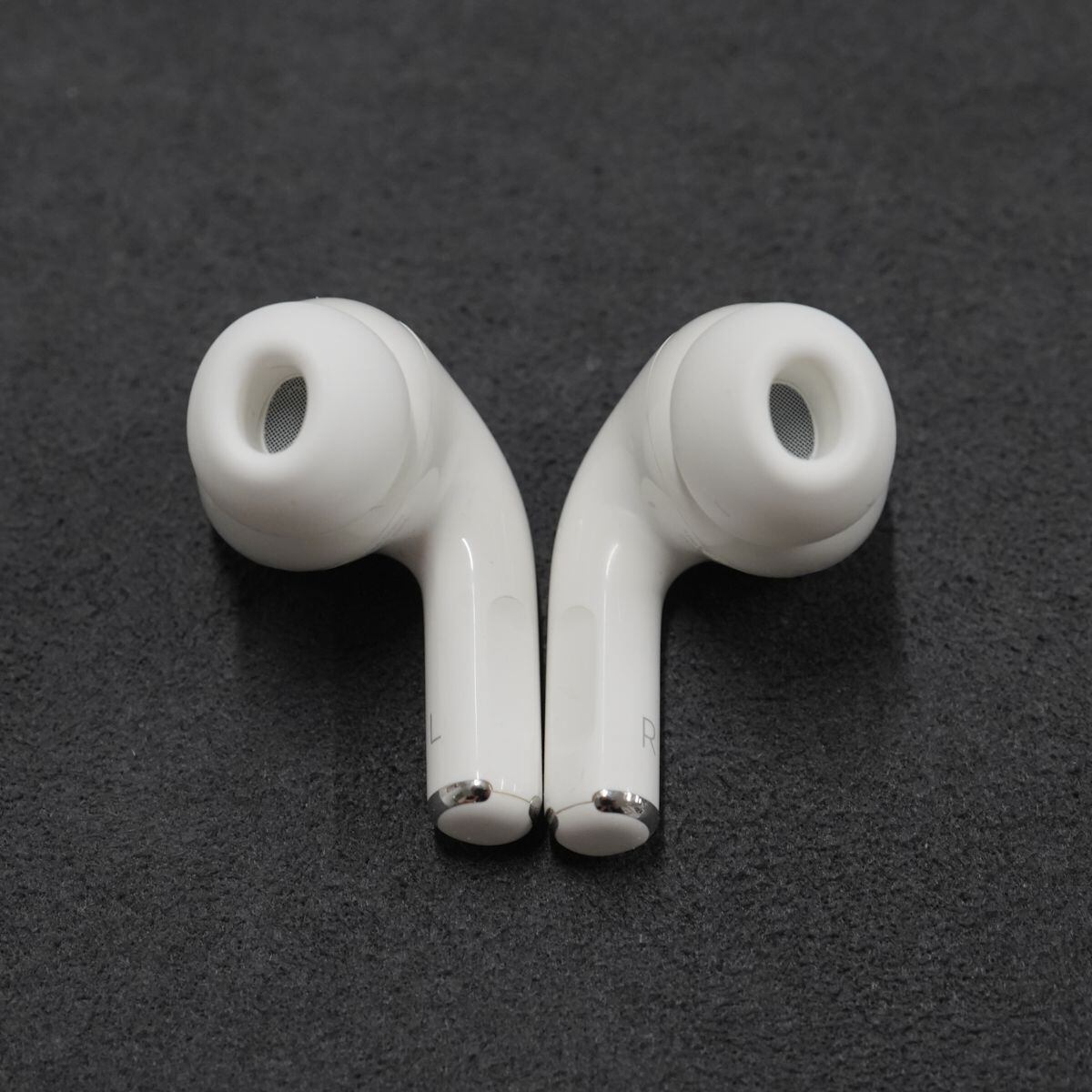 Apple AirPods Pro ワイヤレスイヤホン USED美品 第一世代 耐汗 耐水