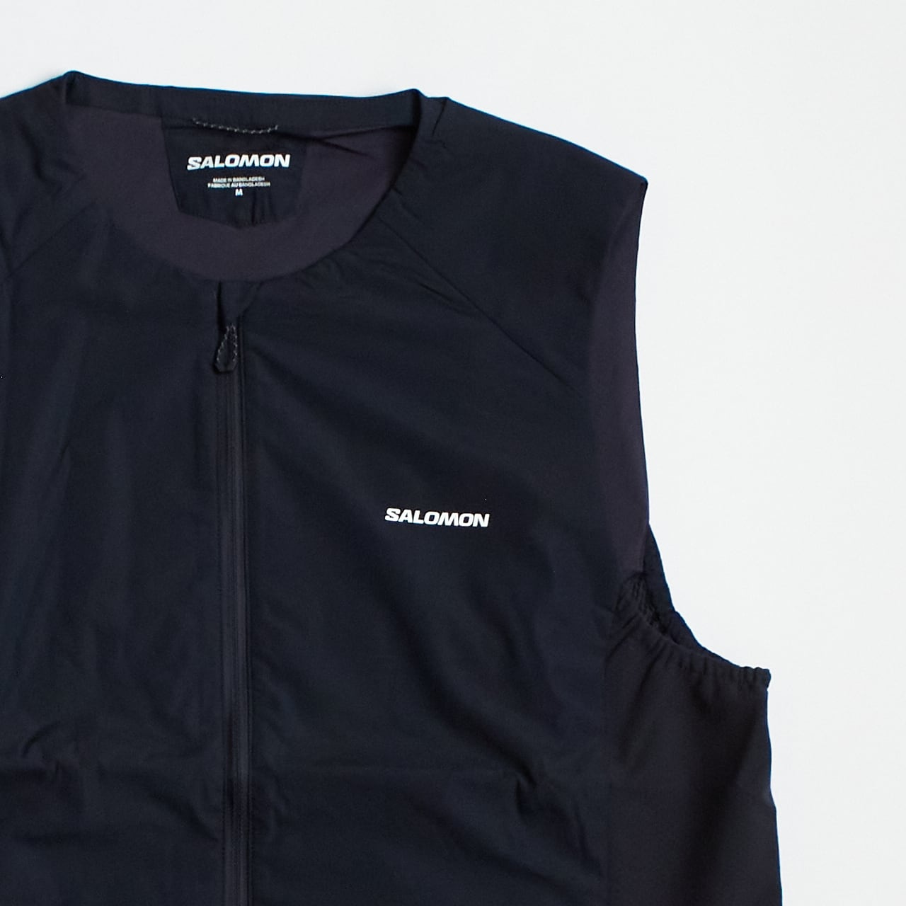 新品　サロモン　Salomon　600 fill poweダウンベスト　M 新品 サロモン Salomon 600 fill poweダウンベスト M