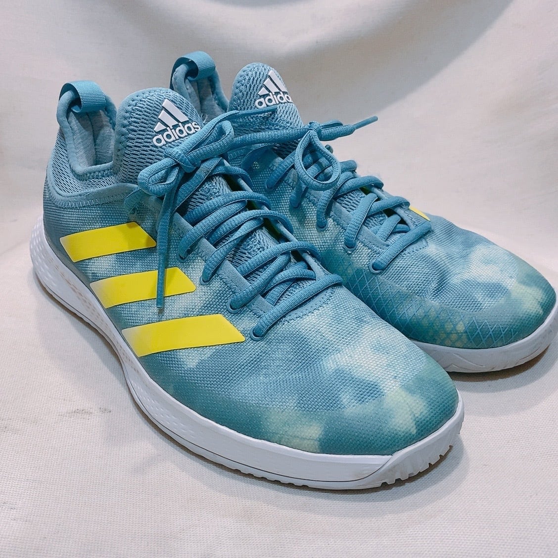 アディダス　スニーカー　水色　テニスシューズ　adidas FX7748 美品