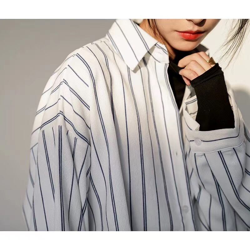 レギュラーカラーストライプシャツ