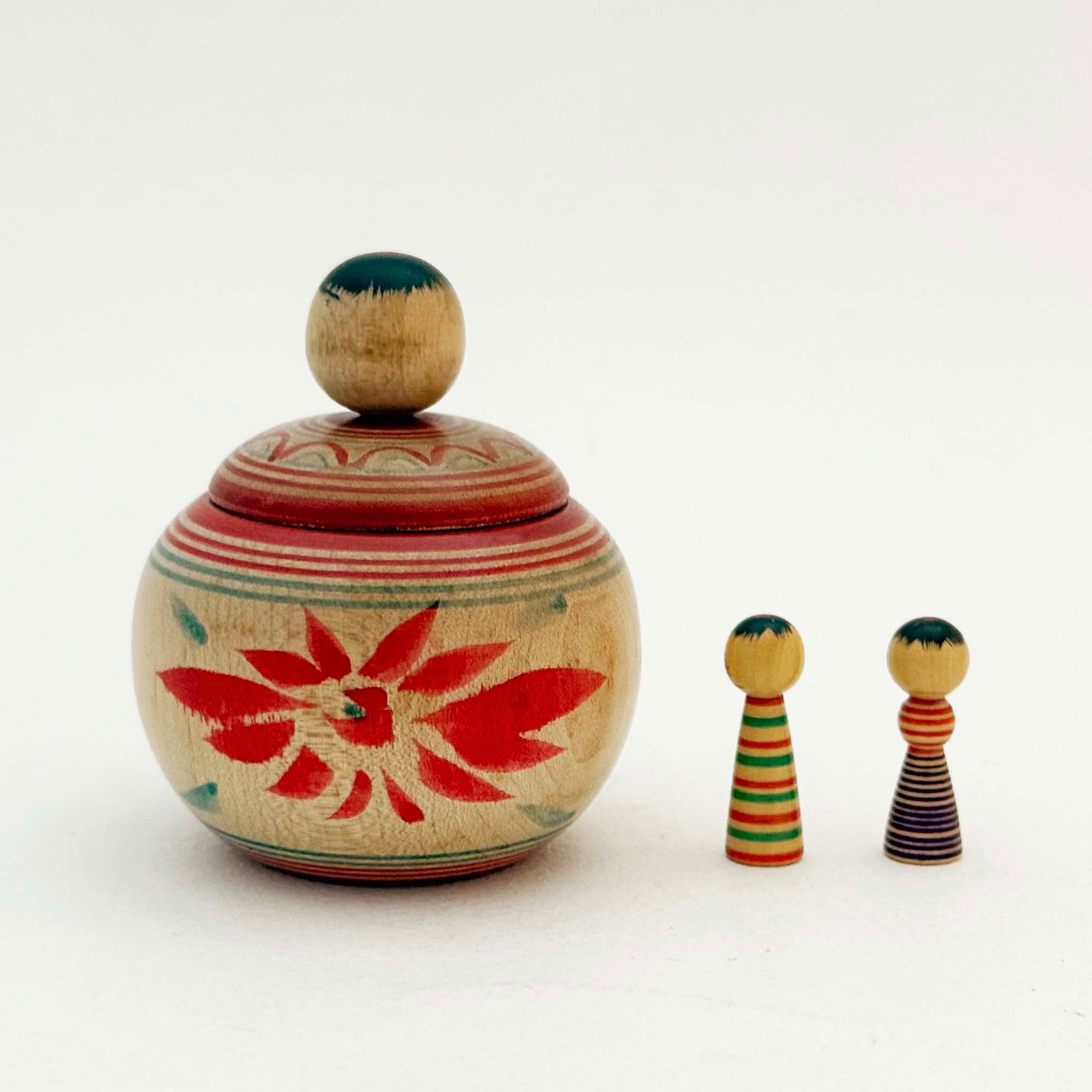 蔵王高湯系 / 水戸寛工人（蓋物小寸こけし入り えじこ）