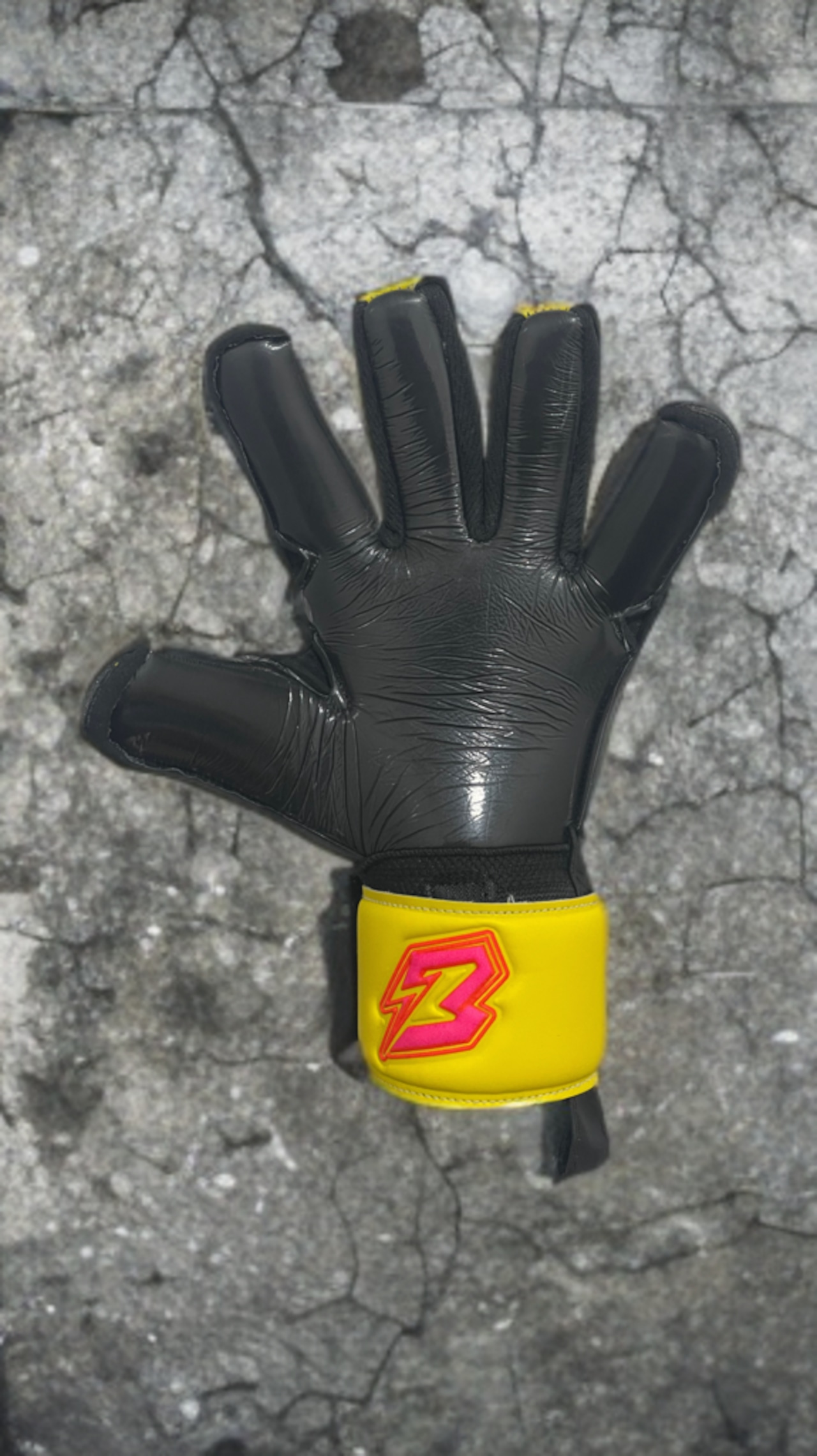 【完全受注生産】BEAST No13 イエロー×ピンク | プロ仕様スペック Jリーグ実戦着用モデル