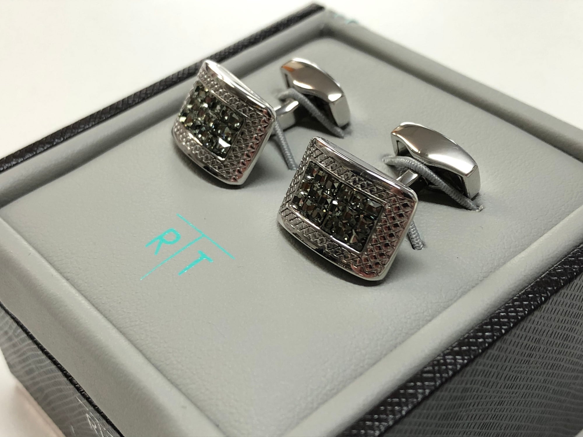 Ermenegildo Zegna（エルメネジルド・ゼニア）カフリンクス