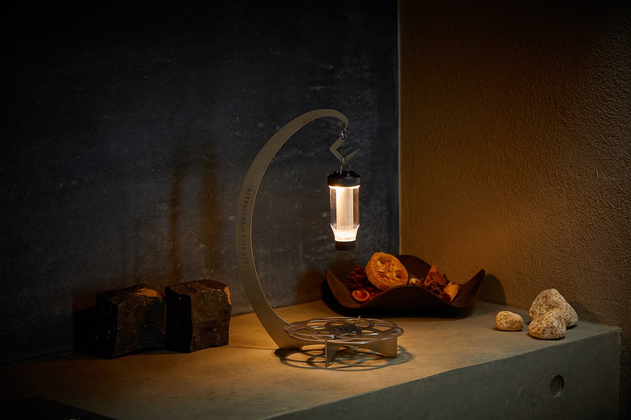 バナナのアクリル画（黒フレーム） バナナのアクリル画（黒フレーム） higan_l2301_17.jpg