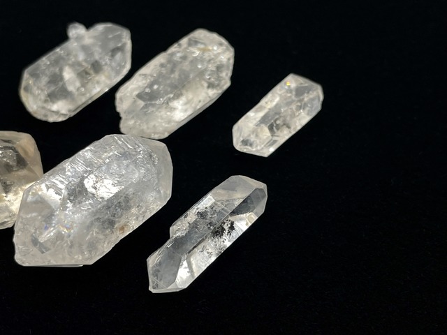 さざれ石（ヘマタイトインクォーツ）