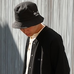 ロゴ刺繡入りバケットハット