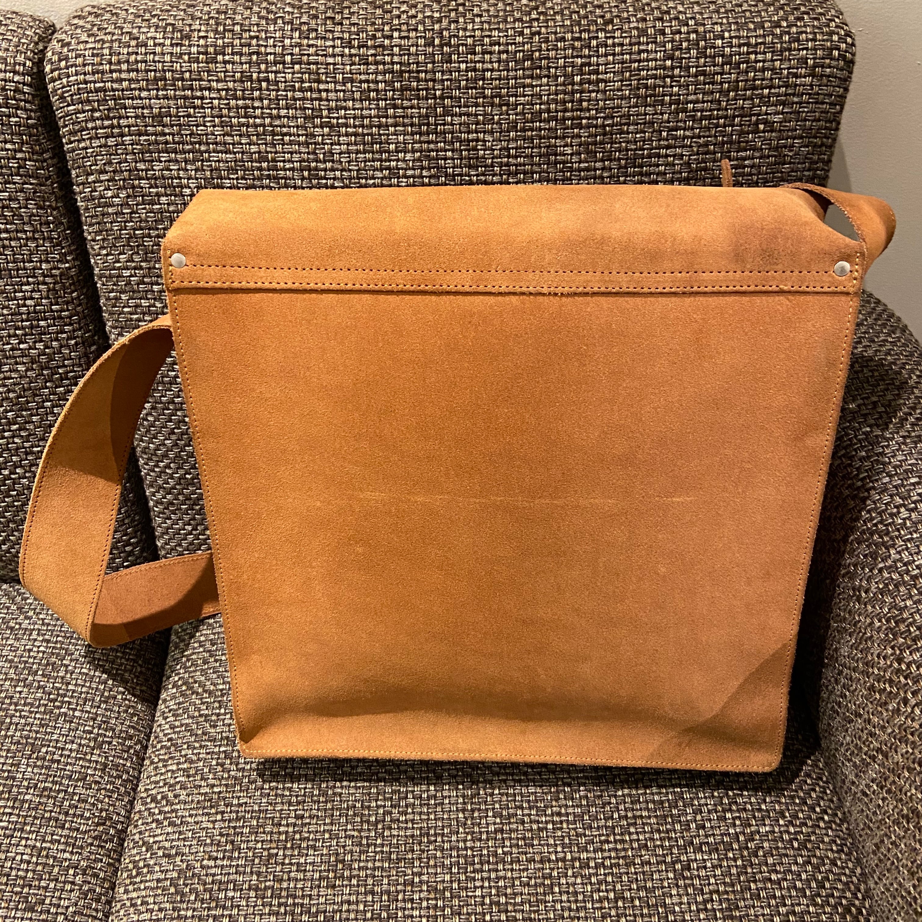 A.P.C.／suede shoulder bag （アーペーセー）スウェードショルダー