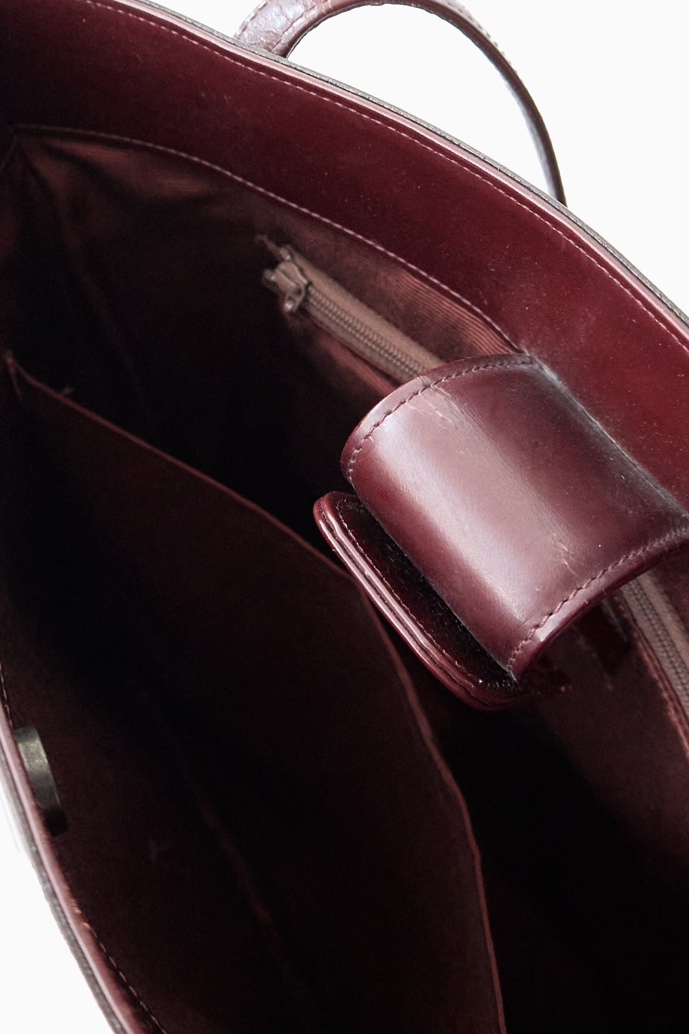 im MIYAKE DESIGN STUDIO BORDEAUX LEATHER TOTE BAG | Reben