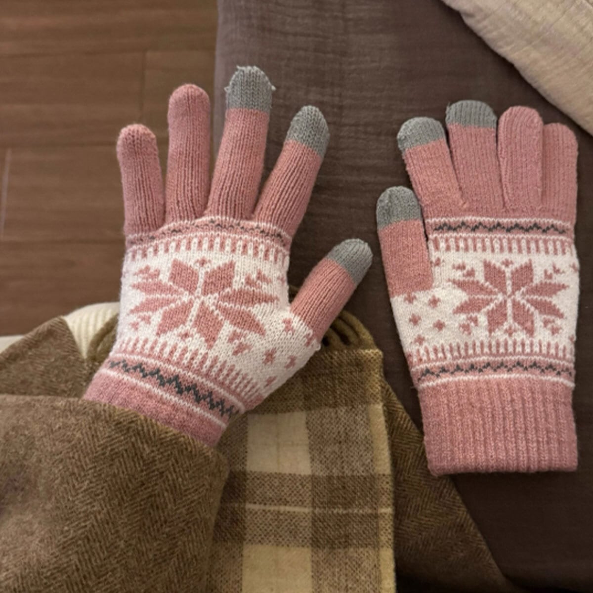 ノルディック柄 スマホ対応 手袋 レディース 秋冬 北欧風 グローブ おしゃれ 大人 かわいい きれいめ カジュアル タッチパネル対応 防寒 保温 冷え対策 通勤 通学 学生 大人可愛い 大人女子