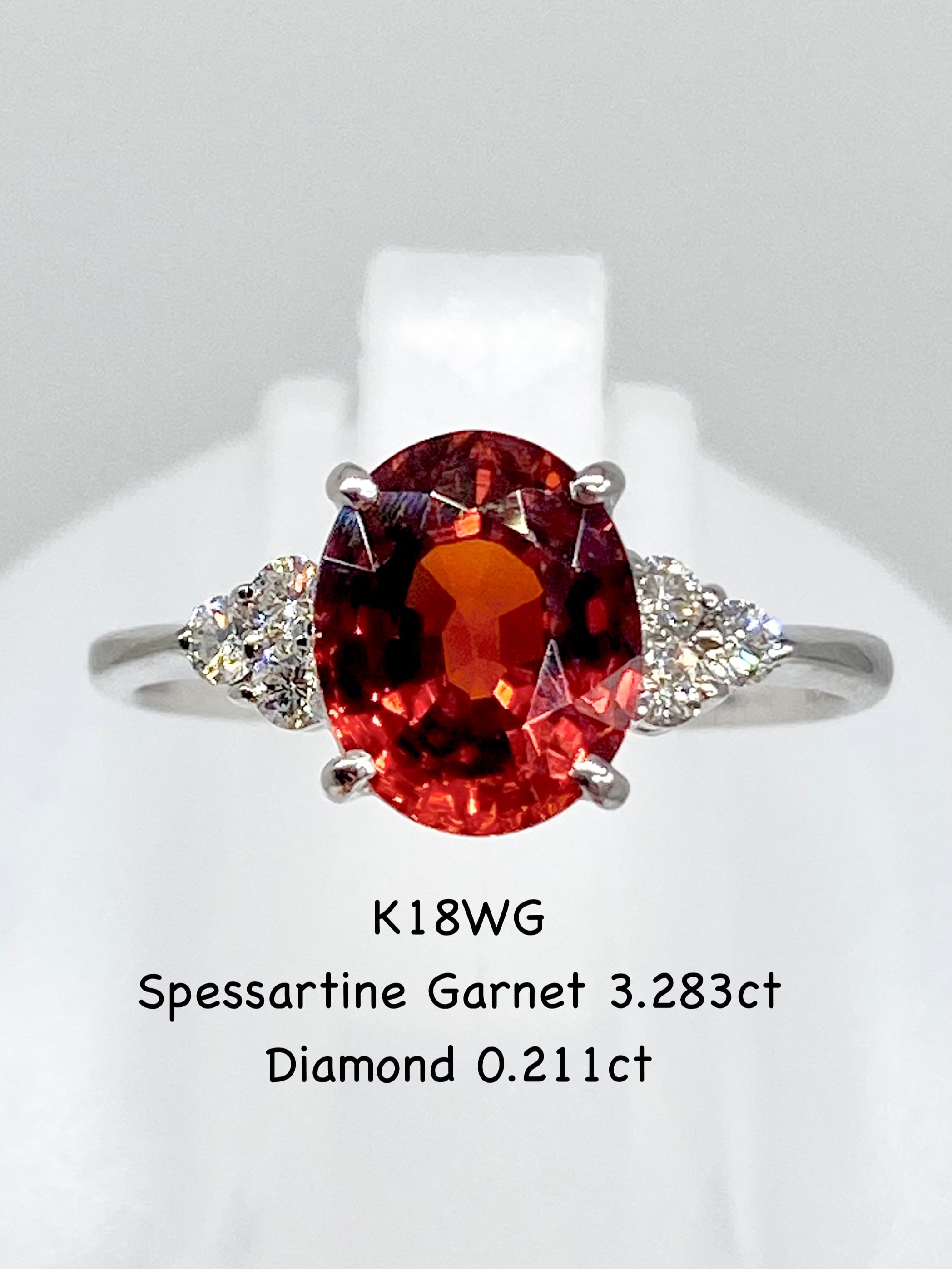 スペサタイトガーネット 0.66ct / ダイヤ計0.16ct Pt900リング スペサタイトガーネット 0.66ct / ダイヤ計0.16ct Pt900リング