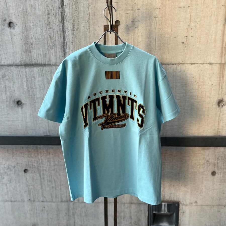 VTMNTS VTMNTS COLLEGE T-SHIRT | AYIN