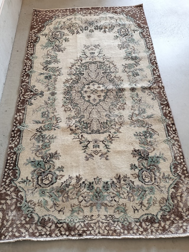 Turkish rug No.725