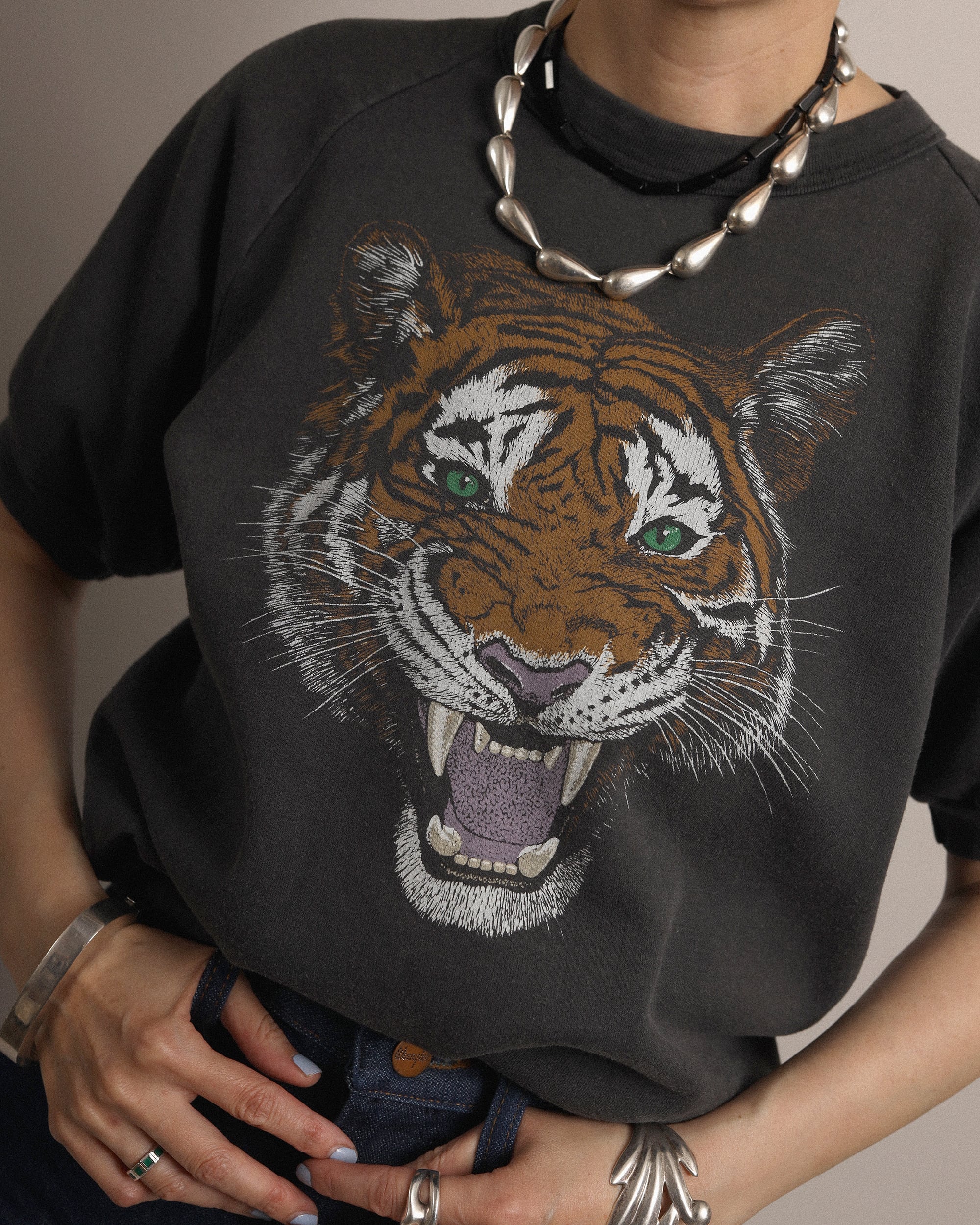 Sweat Shirt | Witty Vintage