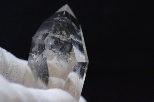 イシス水晶　ダブルポイント　約93g