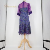 社交ダンス 衣装 スタンダード ドレス ワンピース パーティ衣装 女性用 オールシーズン パープル系 紫 Bright Proceed ブライトプロシード 紫系 マルチカラー ドレス Mサイズ 洗練されたデザイン ニュアンスカラー 社交用 踊りやすい ステージ衣装 特別な日 おしゃれ 上品な印象 清潔感 プロフェッショナル 日本製 厚手ポリエステル 上質素材 伸縮性無し パーティー ヴィンテージ風 フェミニン シンプルエレガンス