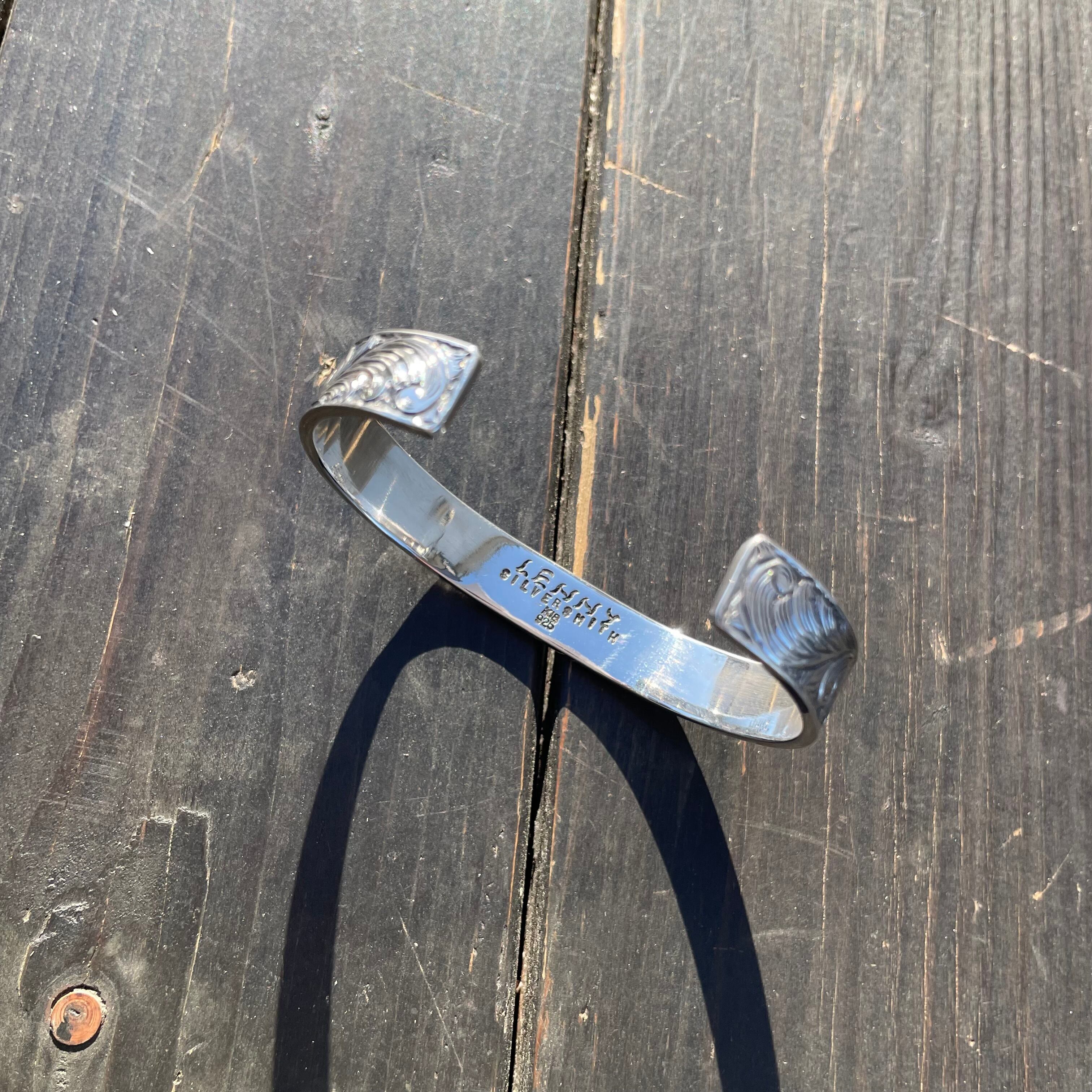 K18 Rose Engraving Bangle | LENNY SILVERSMITH