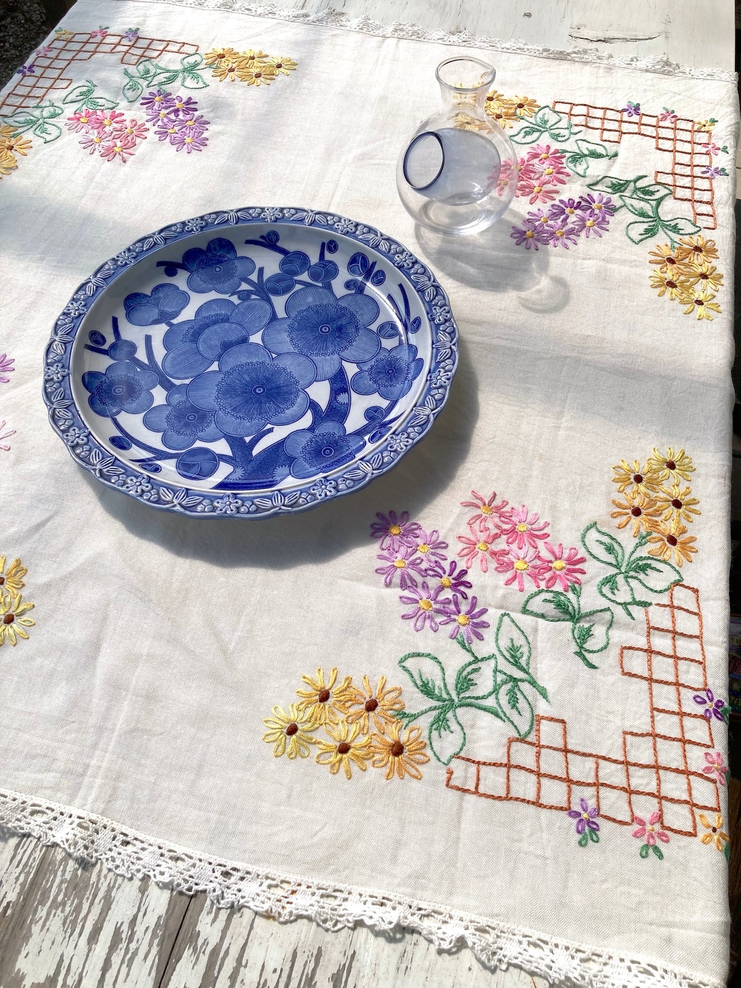 ヴィンテージ 生成り ハンドステッチ 刺繍 正方形 テーブルクロス